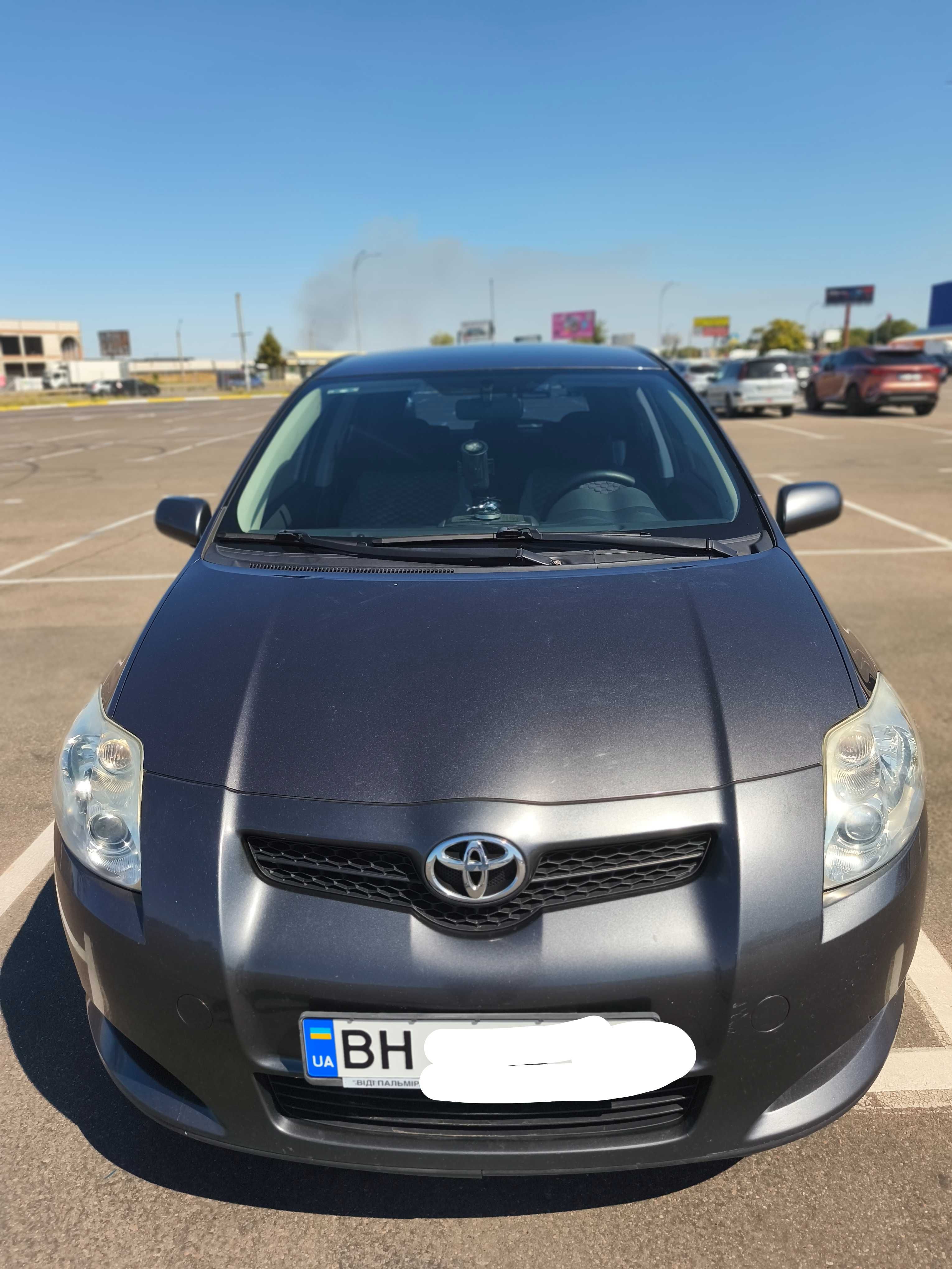 Продам ЖИВОЙ Аурис 2008г. 1.6 газ/бен МКПП Toyota auris МЕХАНИКА