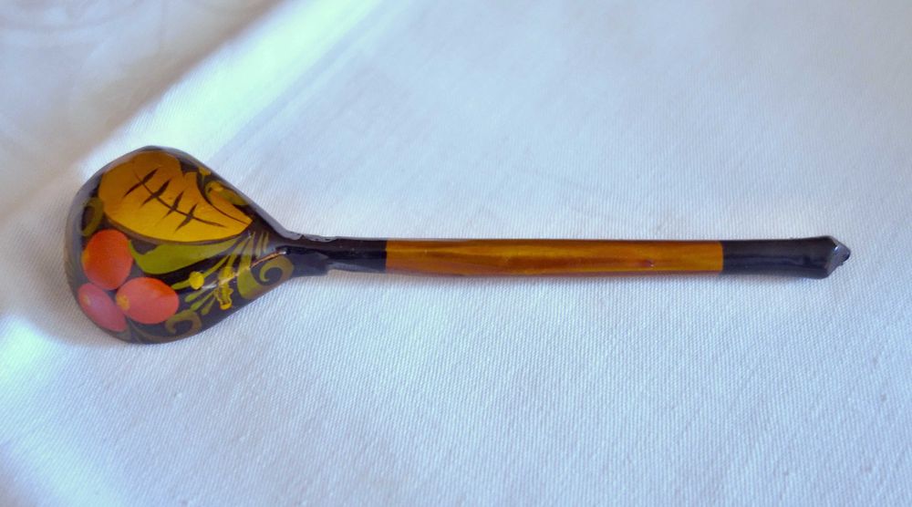 Drewniana łyżka malowana, rękodzieło artystyczne rosyjskie