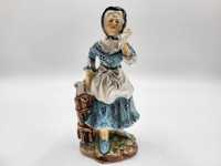 Śliczna stara ceramiczna ręcznie malowany figurka babcia