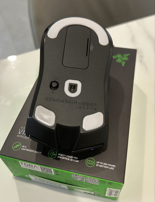 Мишка Razer Viper v3 HyperSpeed wireless black