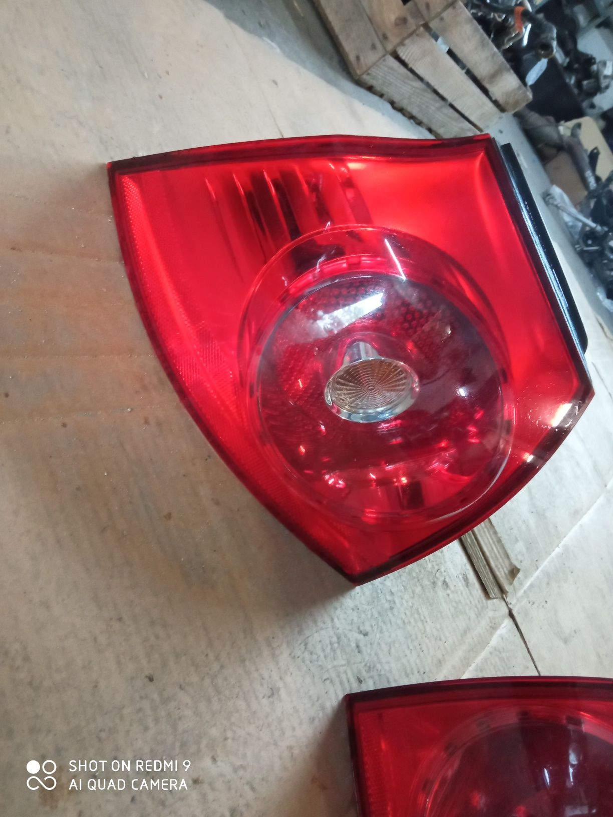 Lampa tył VW Golf V 3 drzwi