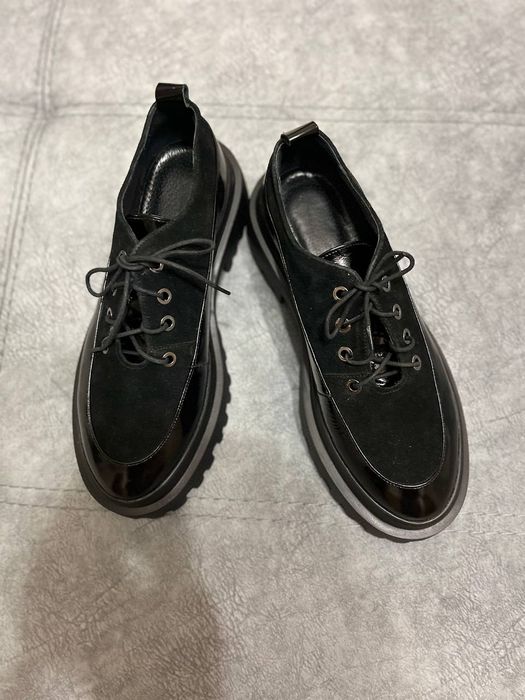 Жіночі шкіряні лофери