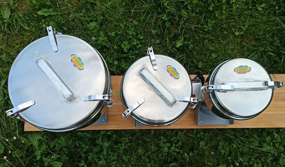 Великий,професійний млин,дробарка,подрібнювач,гріндер на 5000 грам.