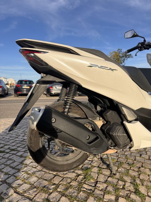 Honda pcx 2021 (Ótimo Estado)