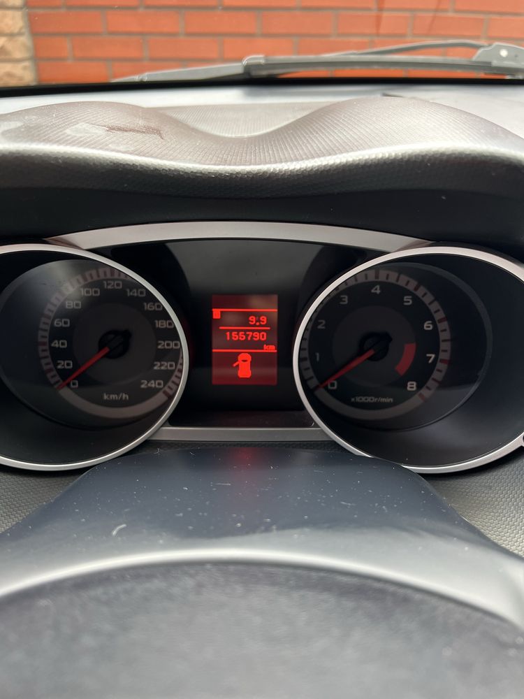 Mitsubishi Outlander XL