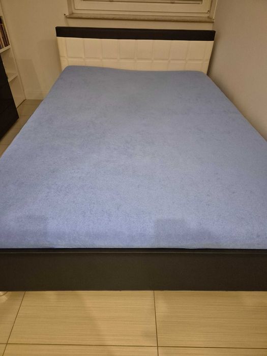 Łóżko do sypialni