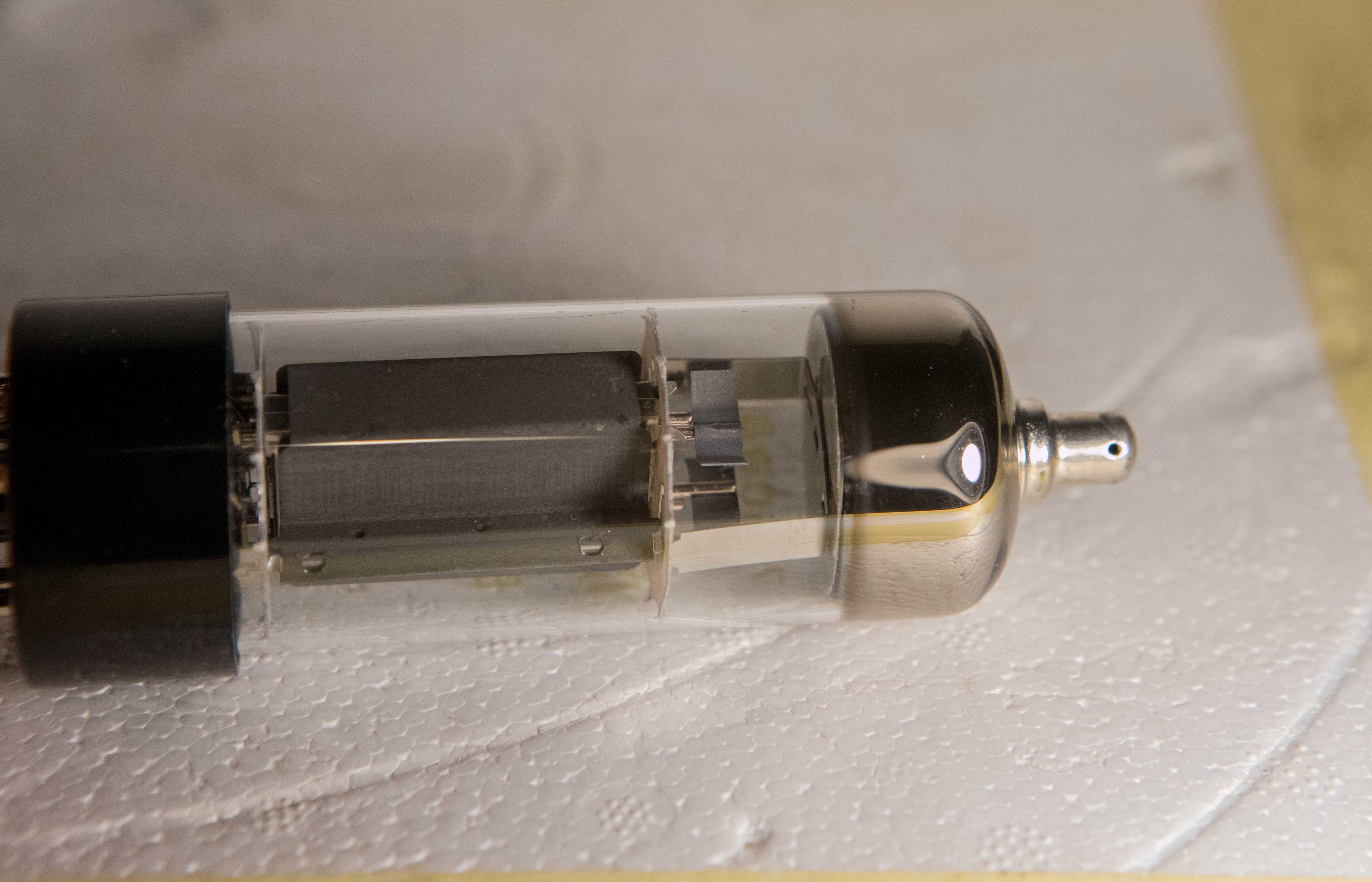 Lampa elektronowa RFT EL36 1982r 19szt
