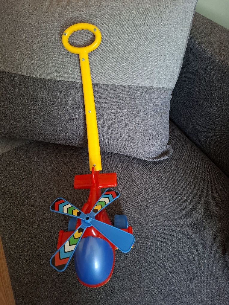 Helikopter jeździk  z uchwytem