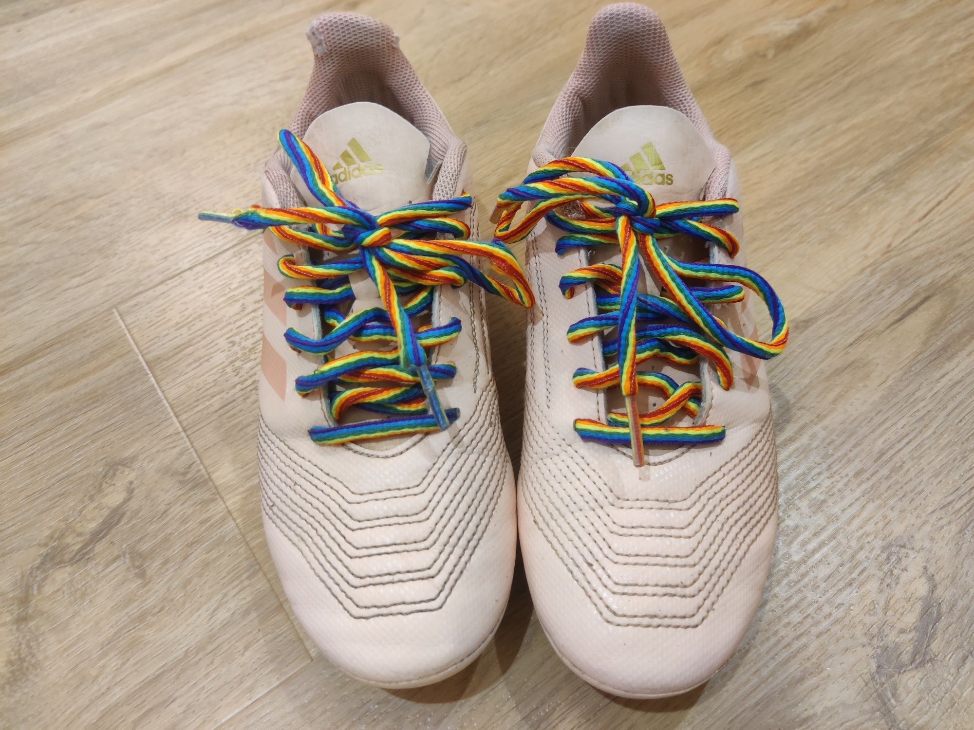 Korki lanki Adidas Predator różowe 35 / 35,5