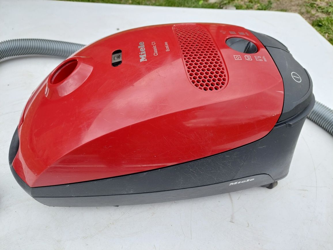 Odkurzacz miele c1 800w
