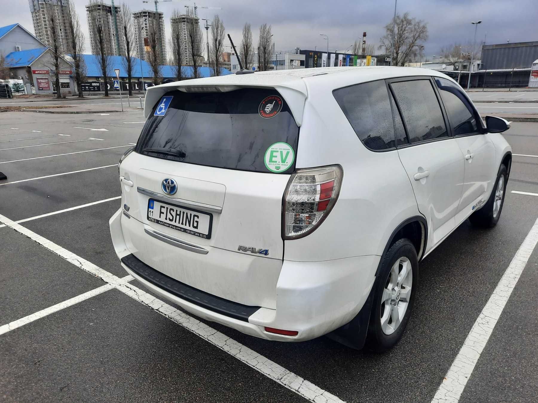 Toyota RAV4 EV  тойота рав4 электро 2014  срочная продажа