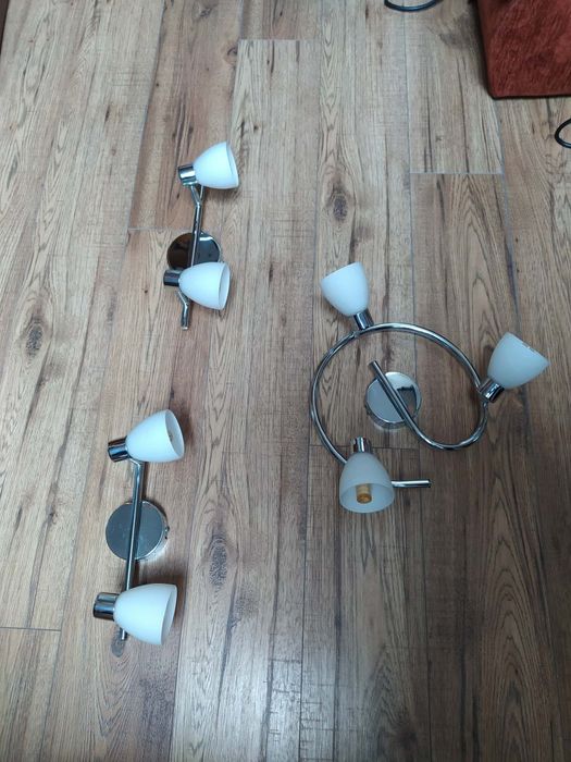 Żyrandol z dwoma kinketami