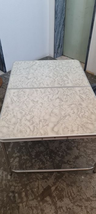 Mesa de campismo em alumínio