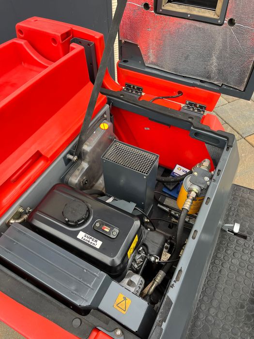 Zamiatarka Hako Jonas 980 V