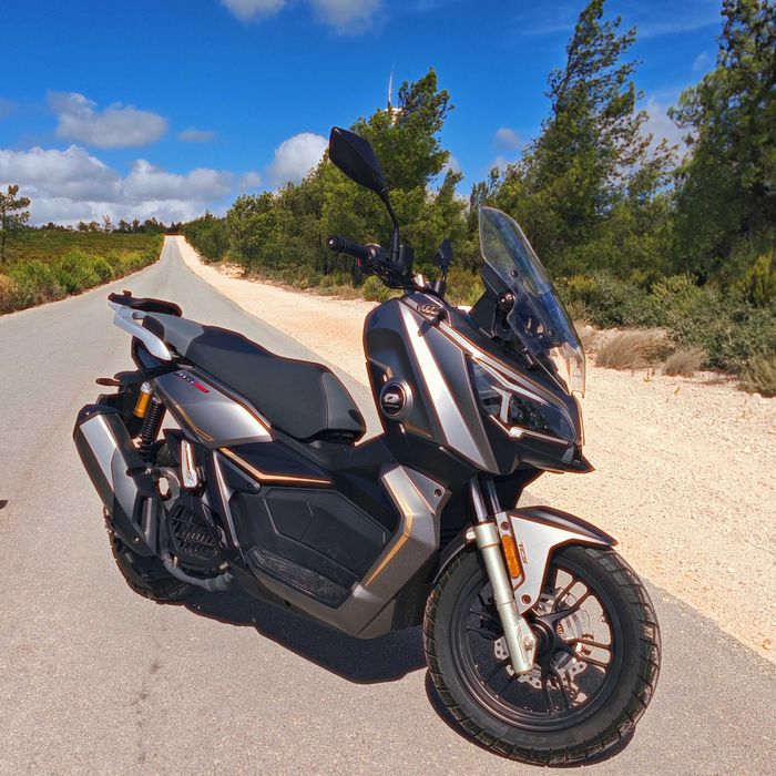 Scooter QJ ATR 125 como NOVA