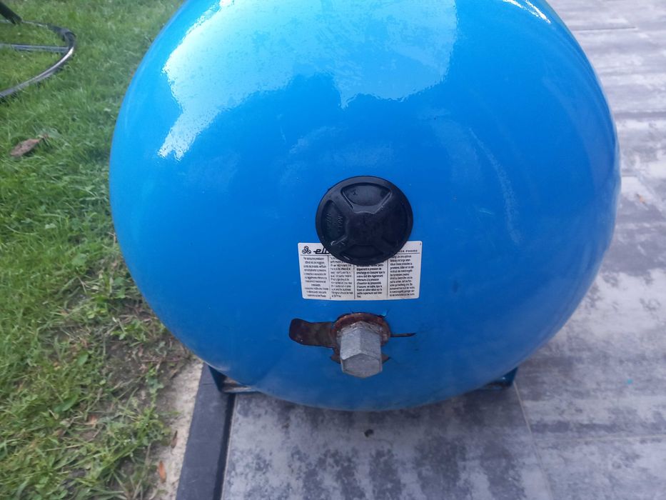 Silnik do  chydroforu razem ze zbiornikiem 100 litrów