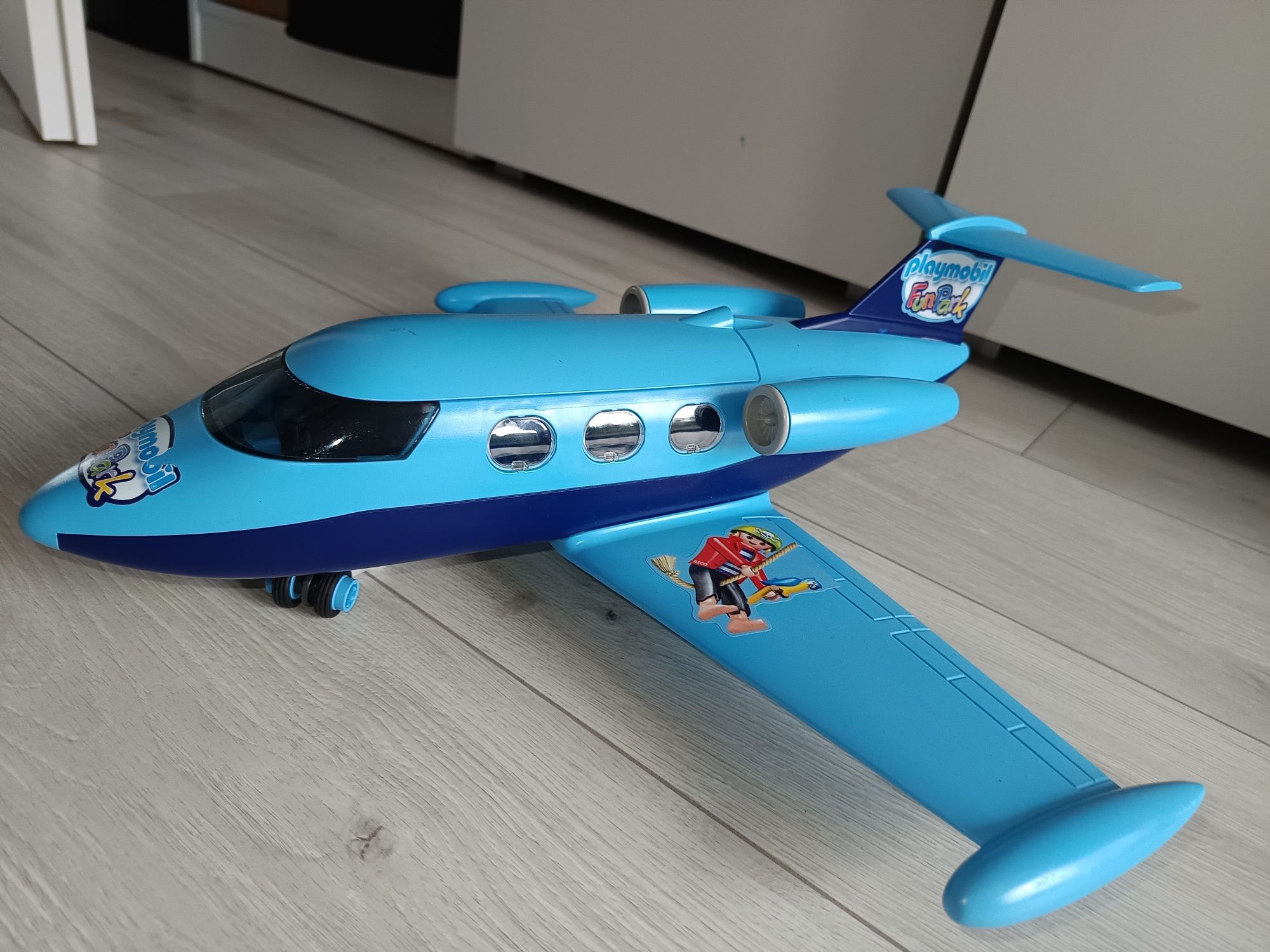 Samolot pasażerski Playmobil
