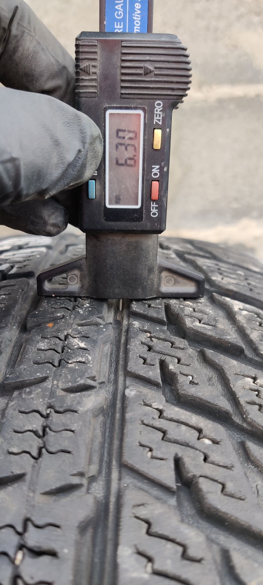 215/65 R17 Nokian WR SUV3