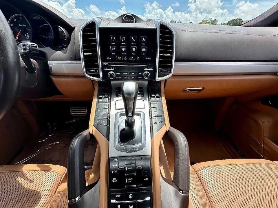 2017 Porsche Cayenne Turbo