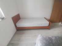 Cama de solteiro (estrado e colchao)