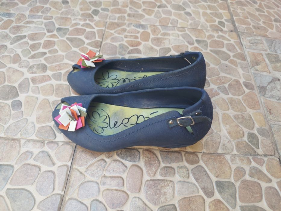 Sapato senhora com flor