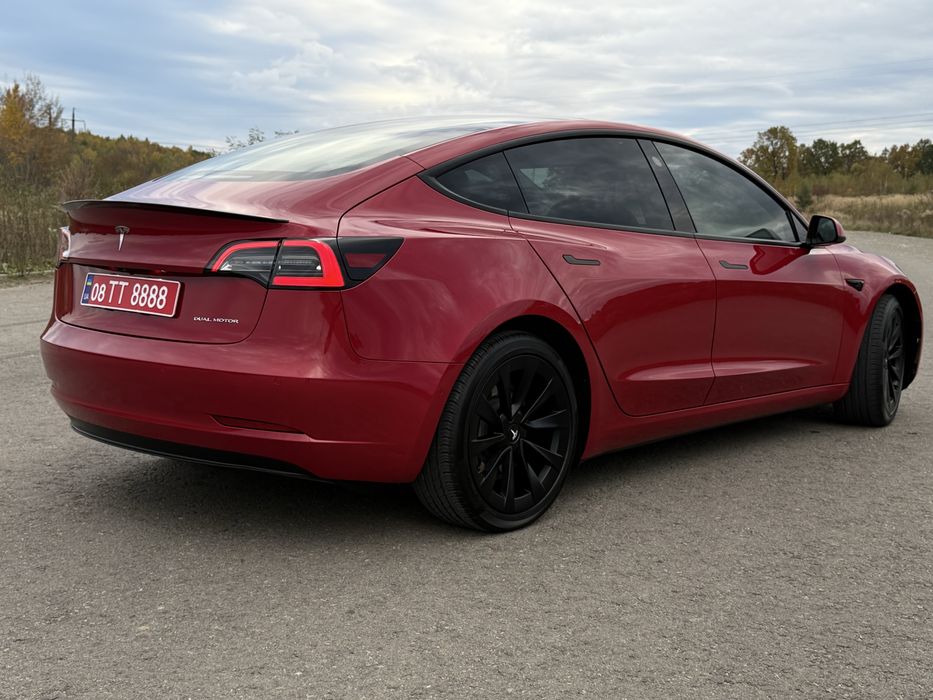 Продам Tesla Model 3 2022 Long Range Dual Motor