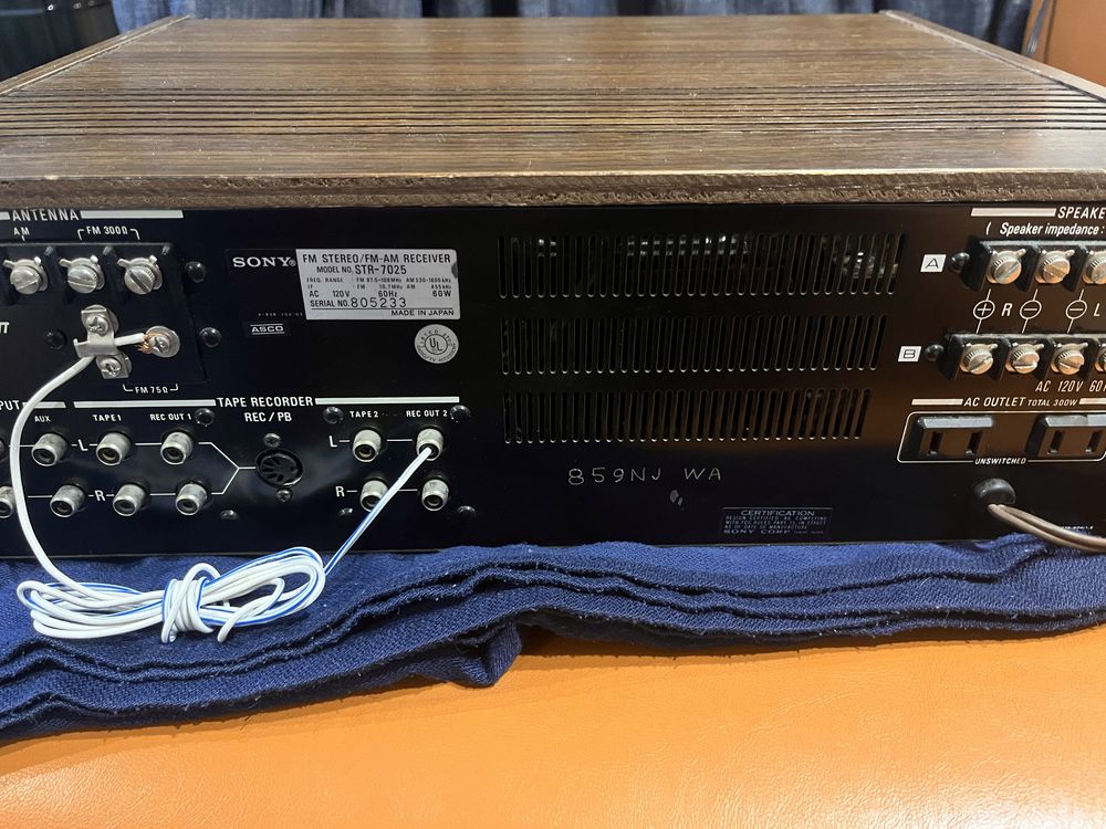 Receiver Sony STR-7025 vintage