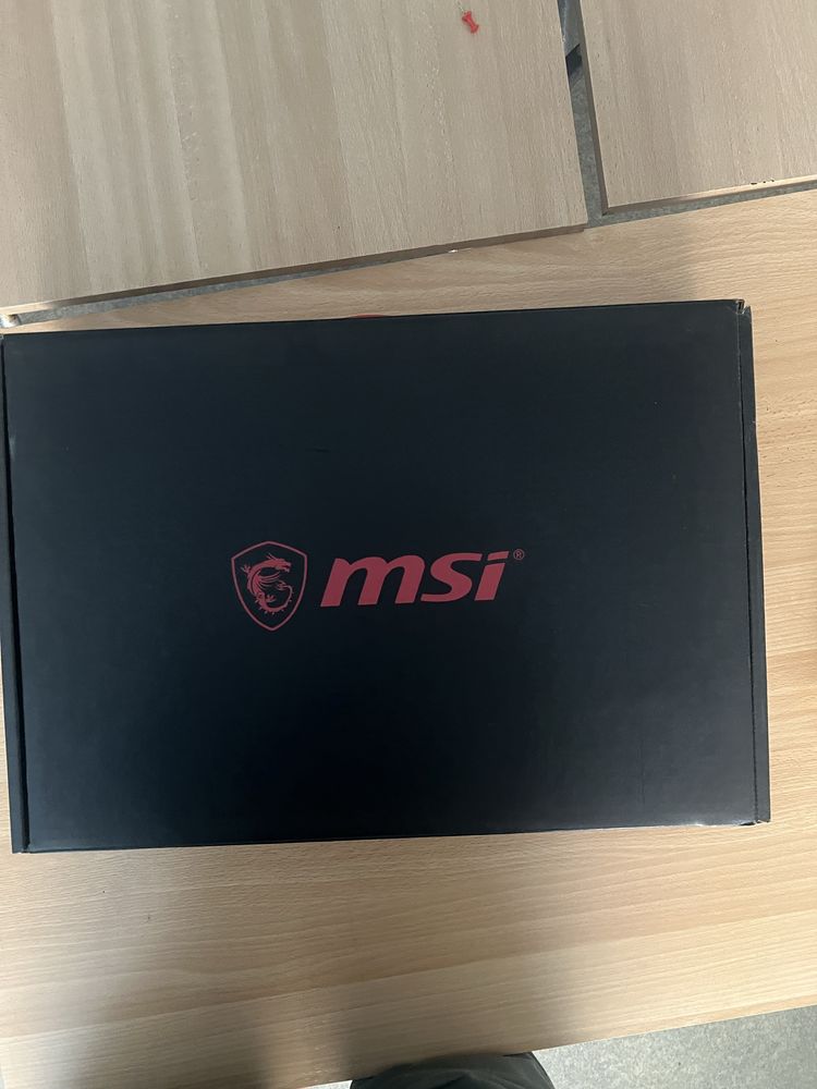 Ноутбук MSI GT63. У відмінному стані.