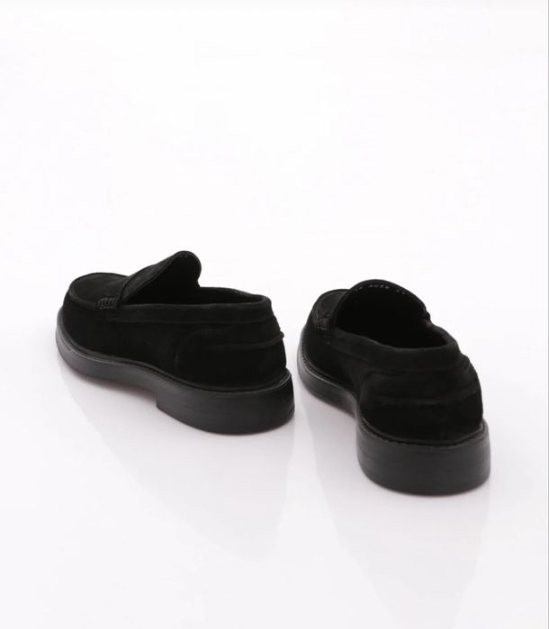 Чоловічі замшеві лофери