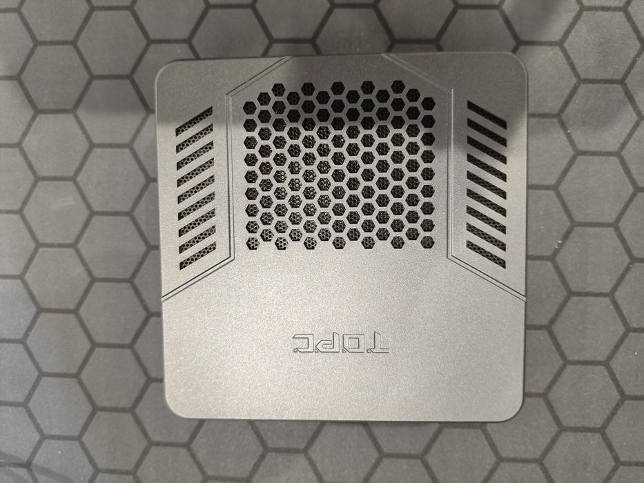 Topc mini pc Ryzen 8745hs oculink