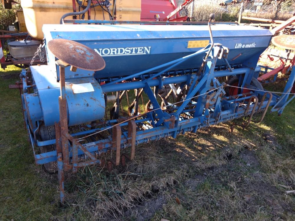 Siewnik Nordsten 2,5m