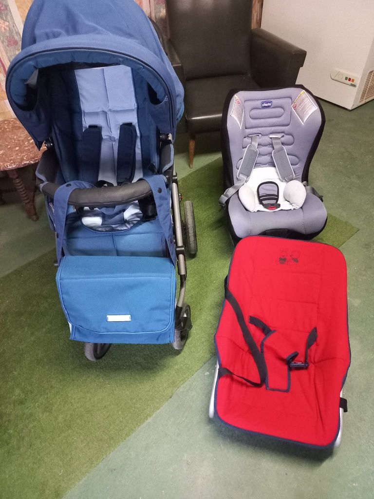 Carrinho Bebé, cadeira e espreguicadeira