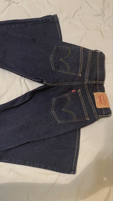 Джинси Levi Strauss & Co. (Levi's) в стані нових , роз. 26