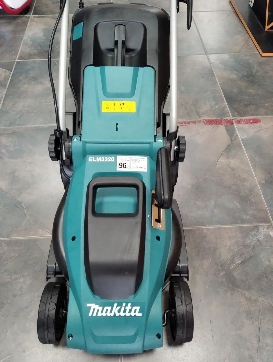 Газонокосилка makita elm3320