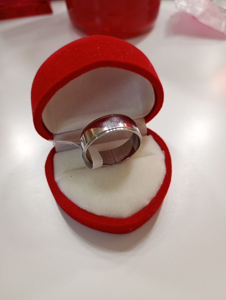 Nowa obrączka unisex rozm. 19 stal chirurgiczna