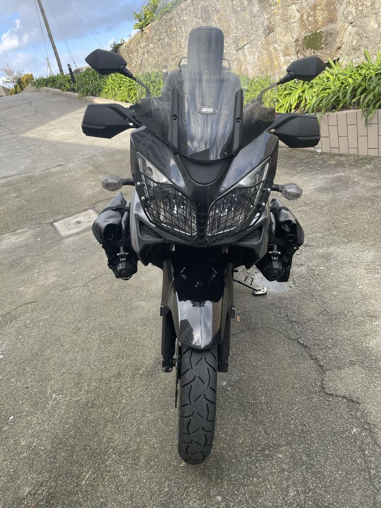 Suzuki DL 1000 - Aviao ou nave espacial
