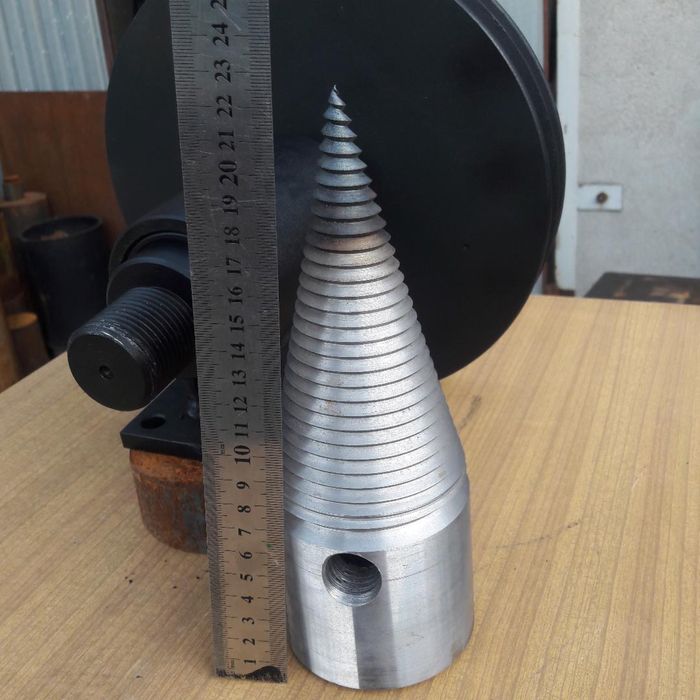 Świder do drewna łuparka rębak elektryczny