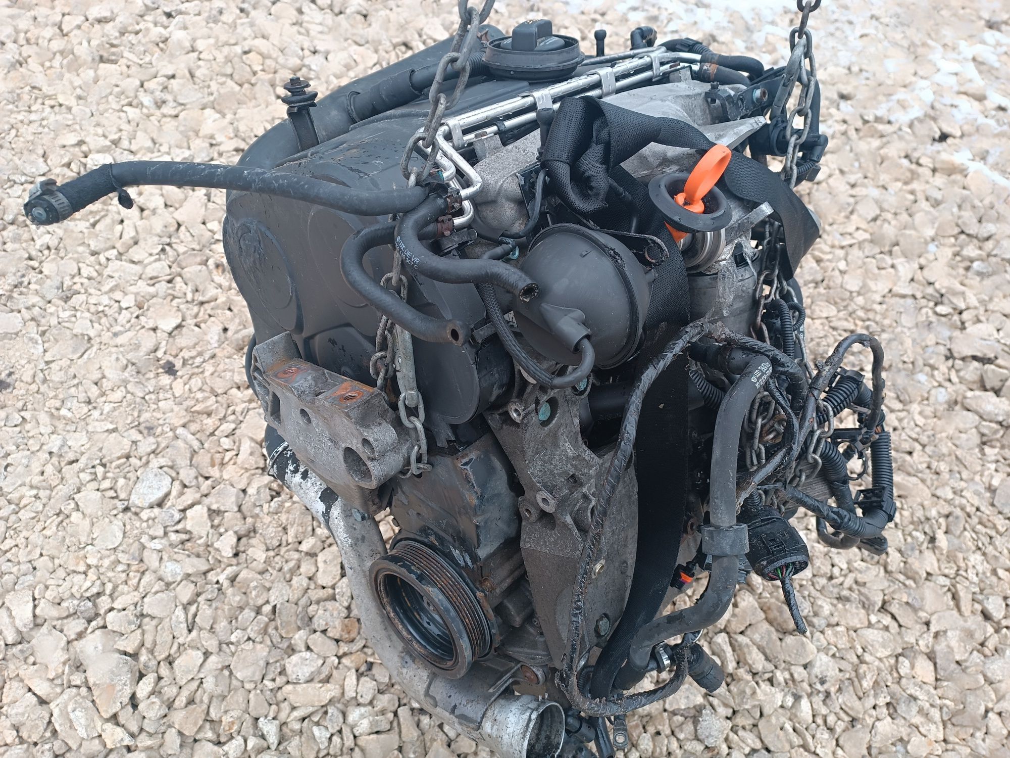 Двигун Мотор Двигатель Volkswagen Passat B6 BKD 2.0TDI