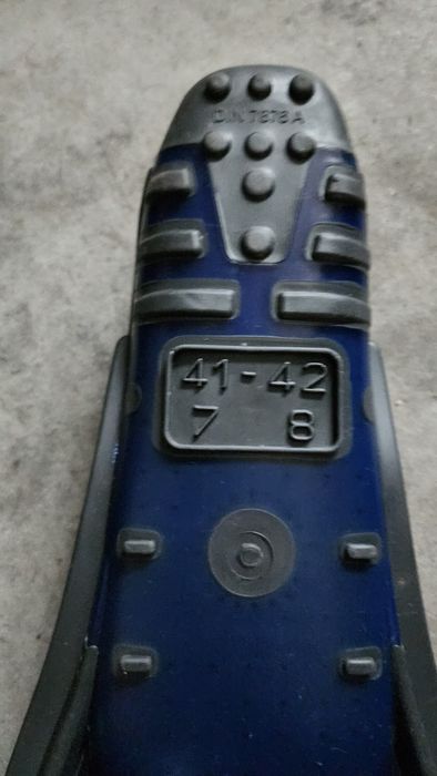 Vendo várias barbatanas