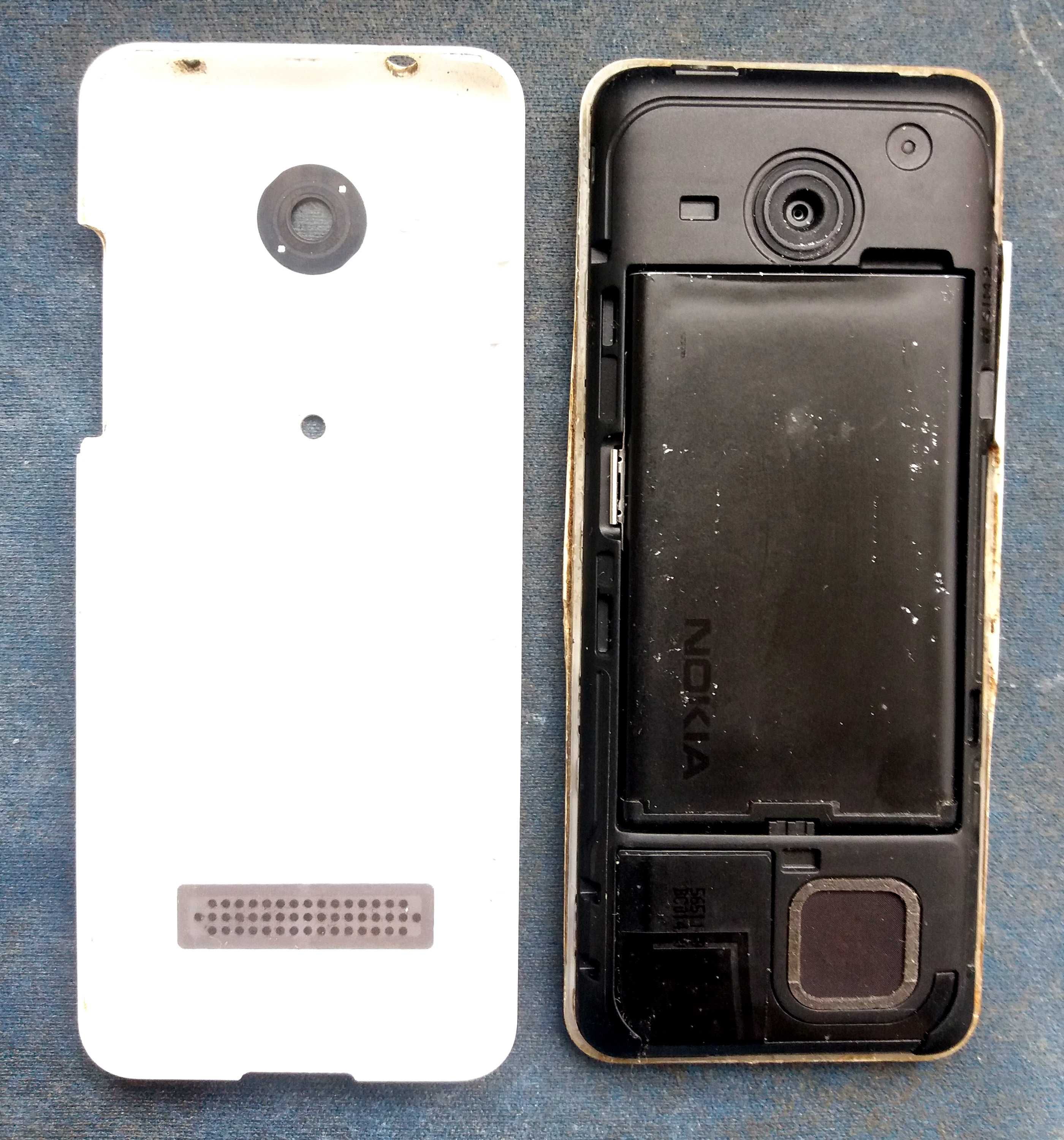 Кнопочный мобильный телефон на две сим-карты  Нокиа-206