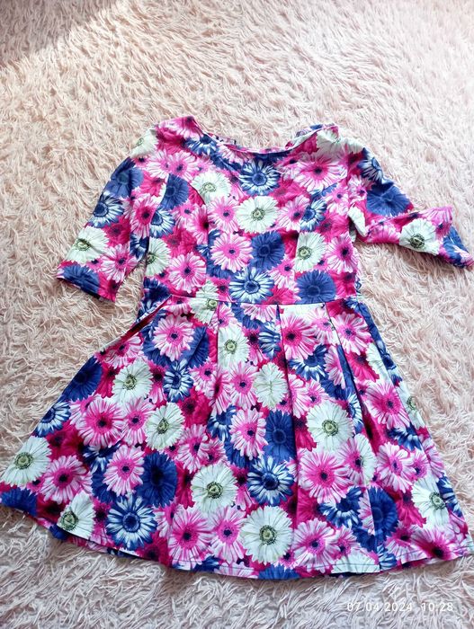 Плаття на худеньку дівчинку.розмір s
