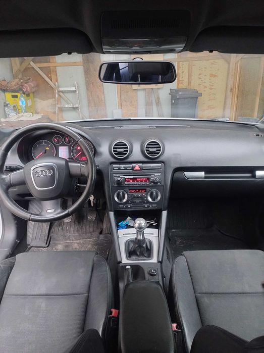 AUDI 3 8P 170KM 06R