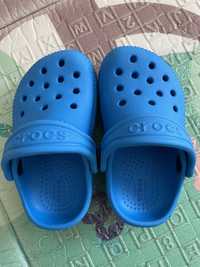 Crocs criança novos