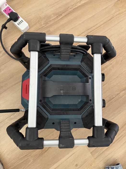 Radio FM/DAB Bosch Professional GPB 18V-5 SC bateria 5.0ah bluetooth