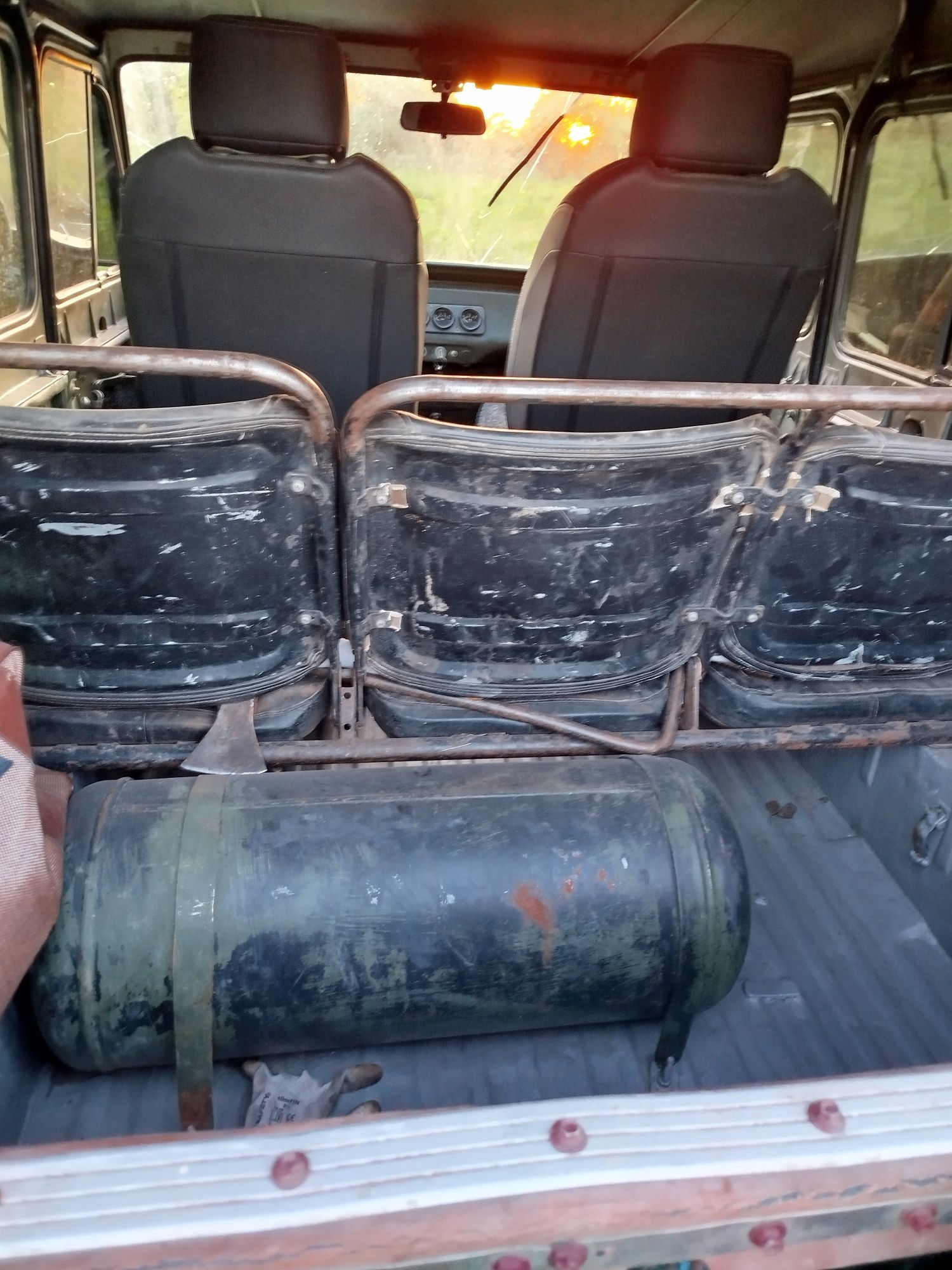 Продам уаз на повному ходу1988 року