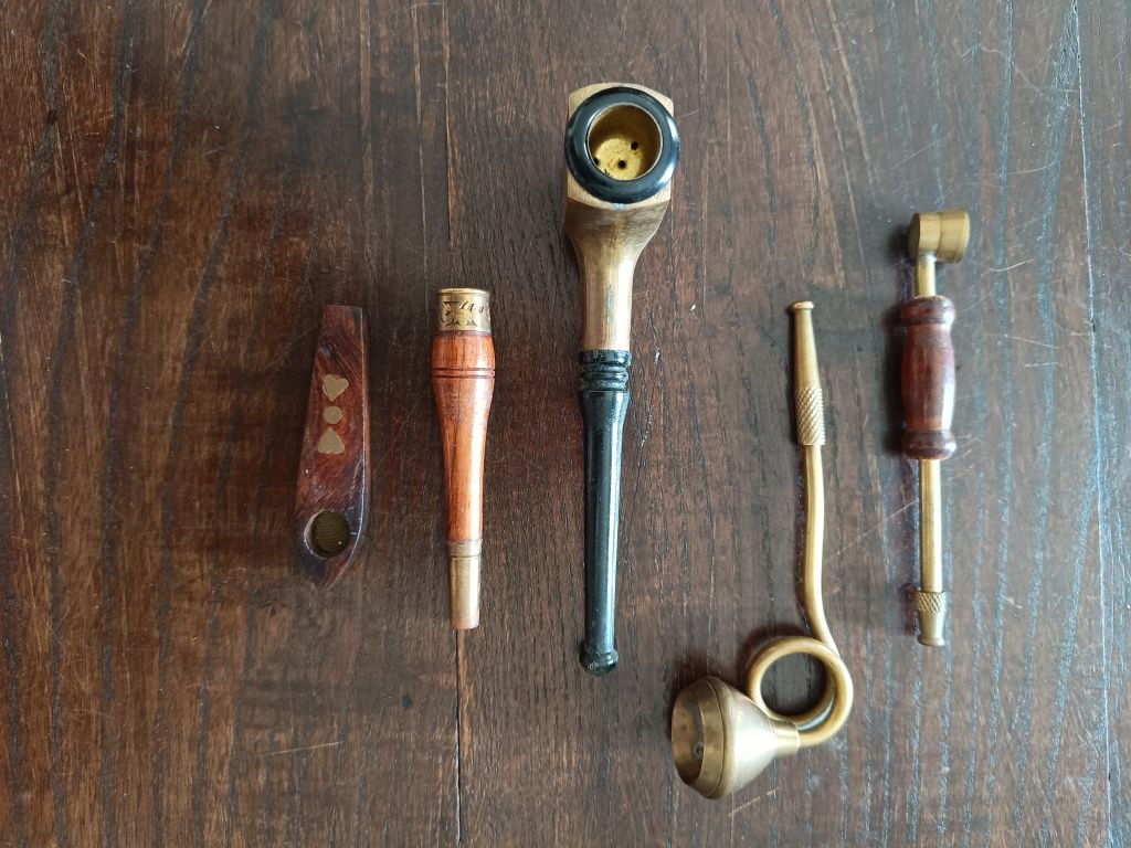 Conjunto de antigo cachimbo
