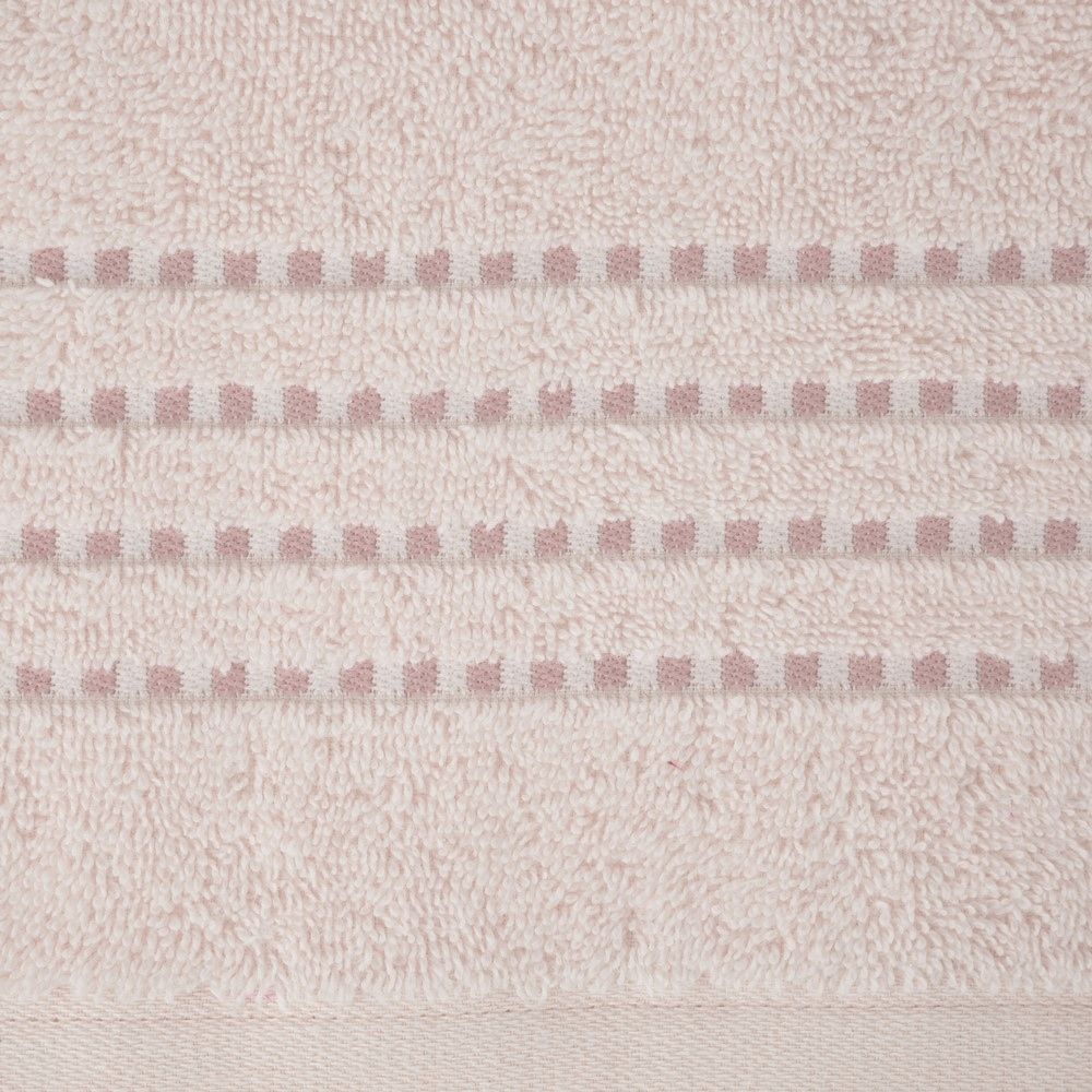 Ręcznik 50x90 różowy jasny 500g/m2 frotte