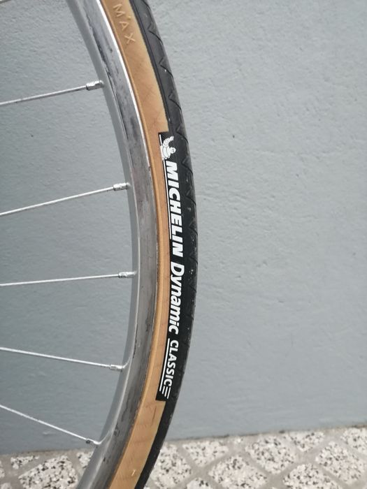 Bicicleta de estrada restaurada