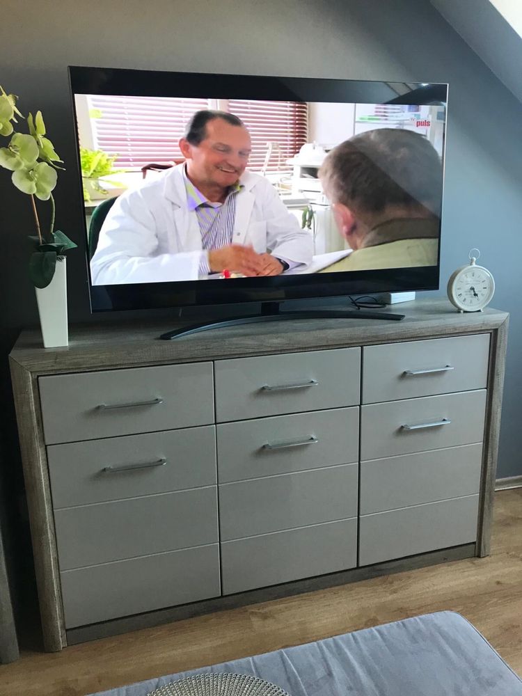 Zestaw mebli BRW komody i witryna
