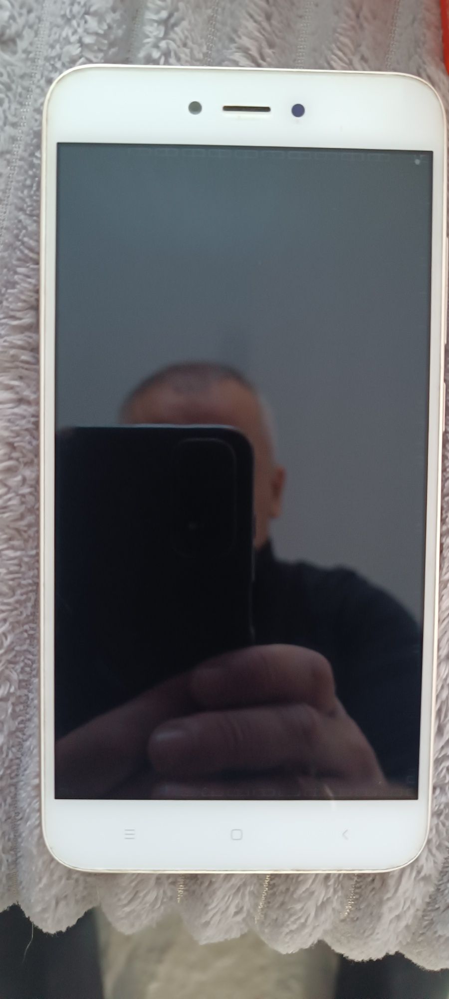 Продам Xiaomi Redmi note 5a 2/16gb  АКБ не робоча